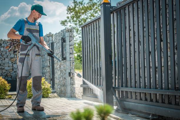 Best Pool Deck Cleaning  in Lake St Louis, MO